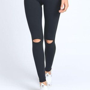 Black Knee Cut Yoga Legging